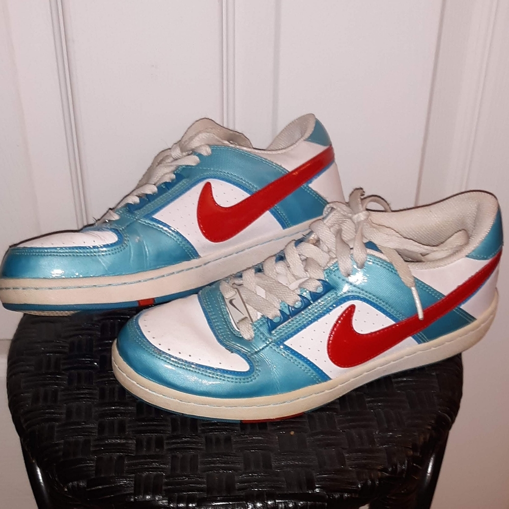 Retro Nike Sneakers